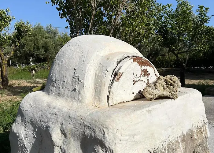 αύρα Nyaraló Lixúri